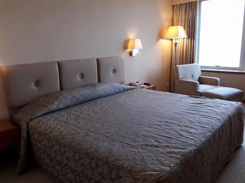 Hotel Golden Crown China Taipa  Exterior foto