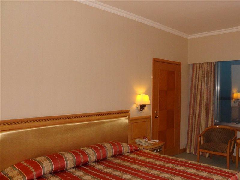Hotel Golden Crown China Taipa  Exterior foto